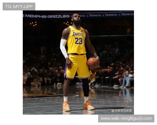 湖人队迎来新赛季关键阵容调整 詹姆斯能否带队冲击总冠军